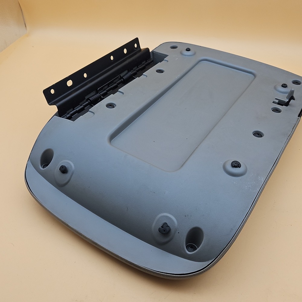 2003-2006 Chevrolet Tahoe GMC Yukon Center Console Gray Plastic Lid Armrest OEM - Picture 6 of 8